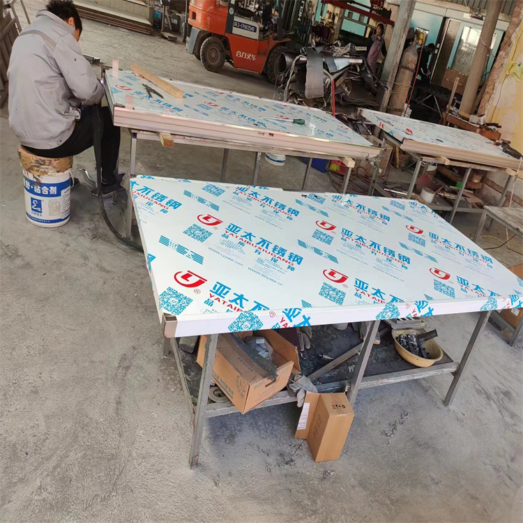 毕节鉴别铅门质量的方法优哪些